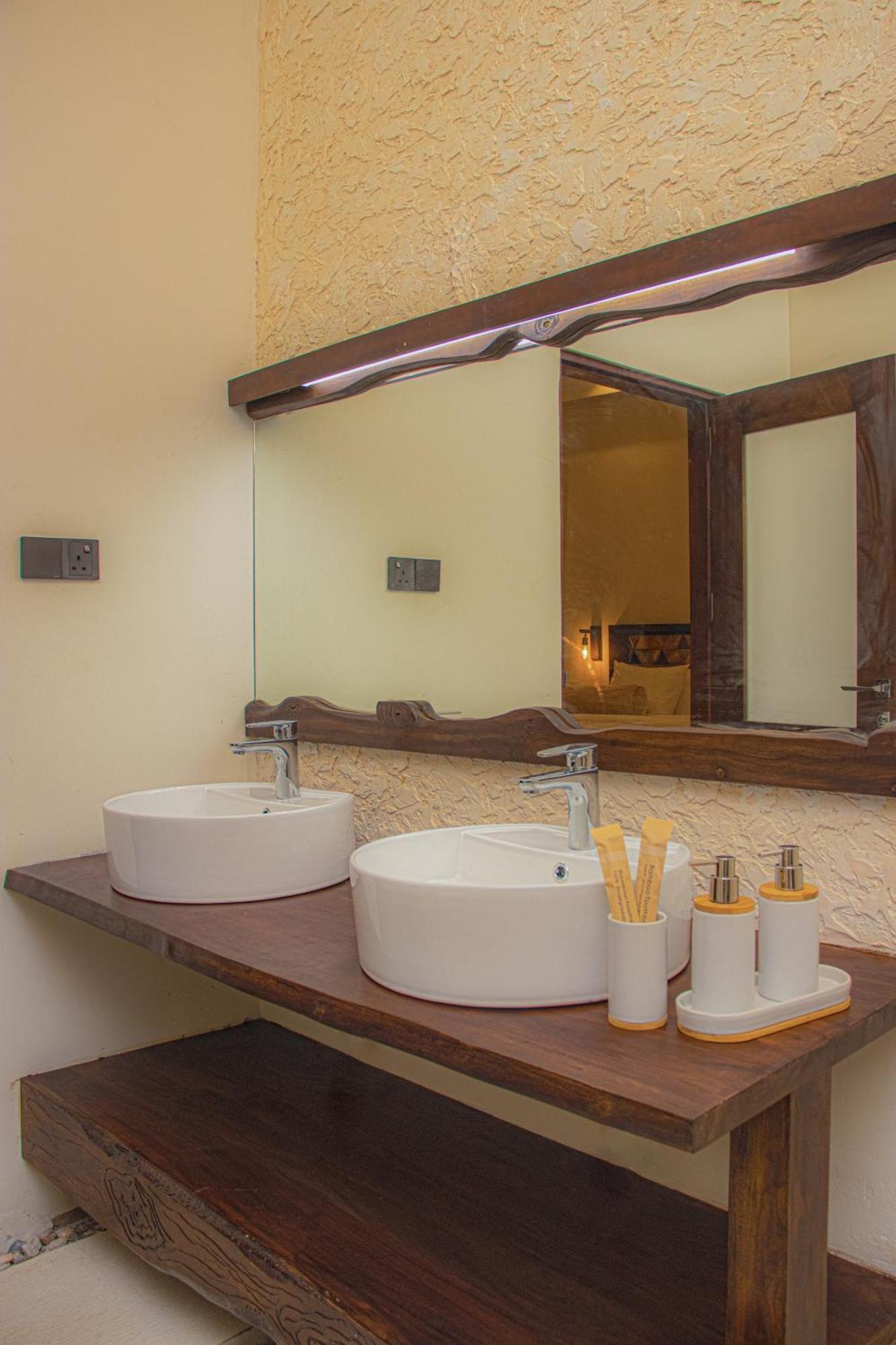 Spicepeek Boutique Hotel Cmb Airport كاتوناياكى المظهر الخارجي الصورة